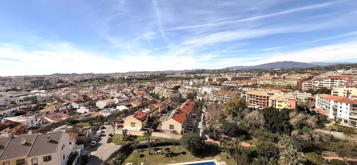 Sale of middle floor apartment in Los Pacos 1