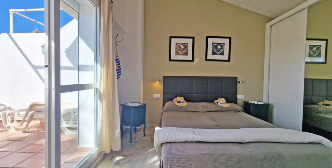 Sale of townhouse in Reserva de Marbella 25