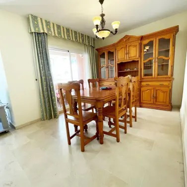 Sale of middle floor apartment in Nerja