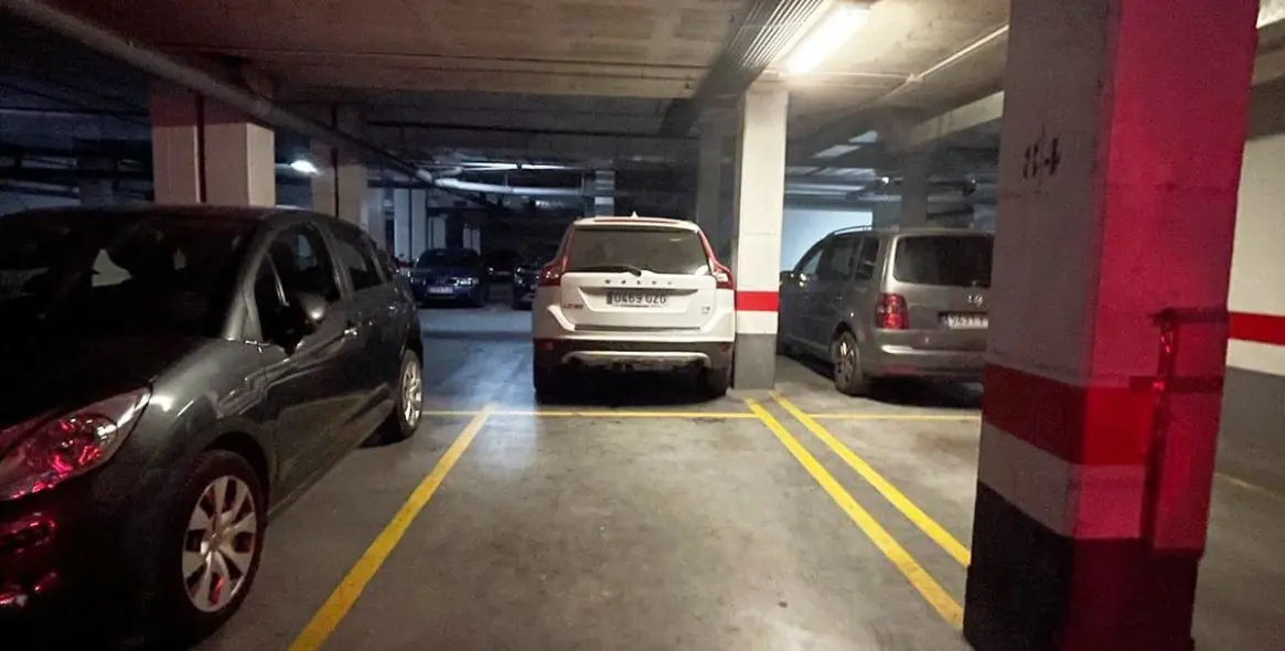 Sale of middle floor apartment in Nerja 22