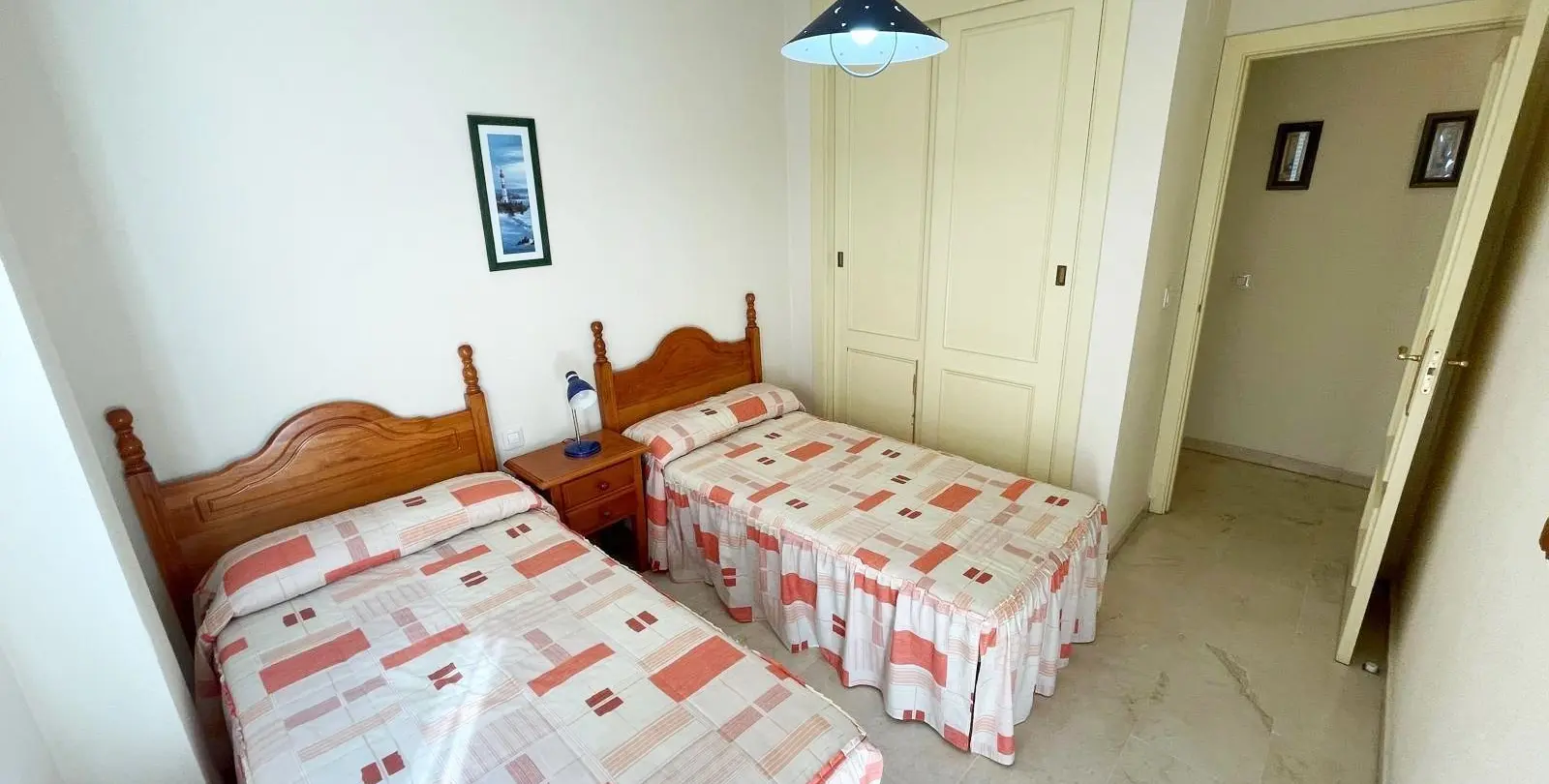 Продажа апартаментов на среднем этаже в Nerja 6