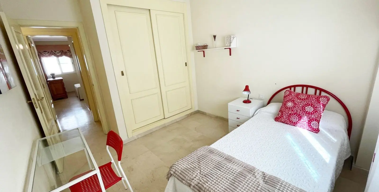 Продажа апартаментов на среднем этаже в Nerja 7