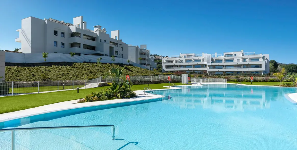 Продажа апартаментов на первом этаже в La Cala Golf 1