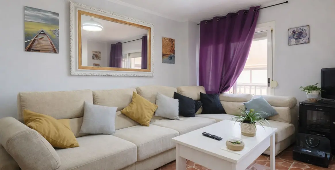 Venta de apartamento en planta media en Estepona 18