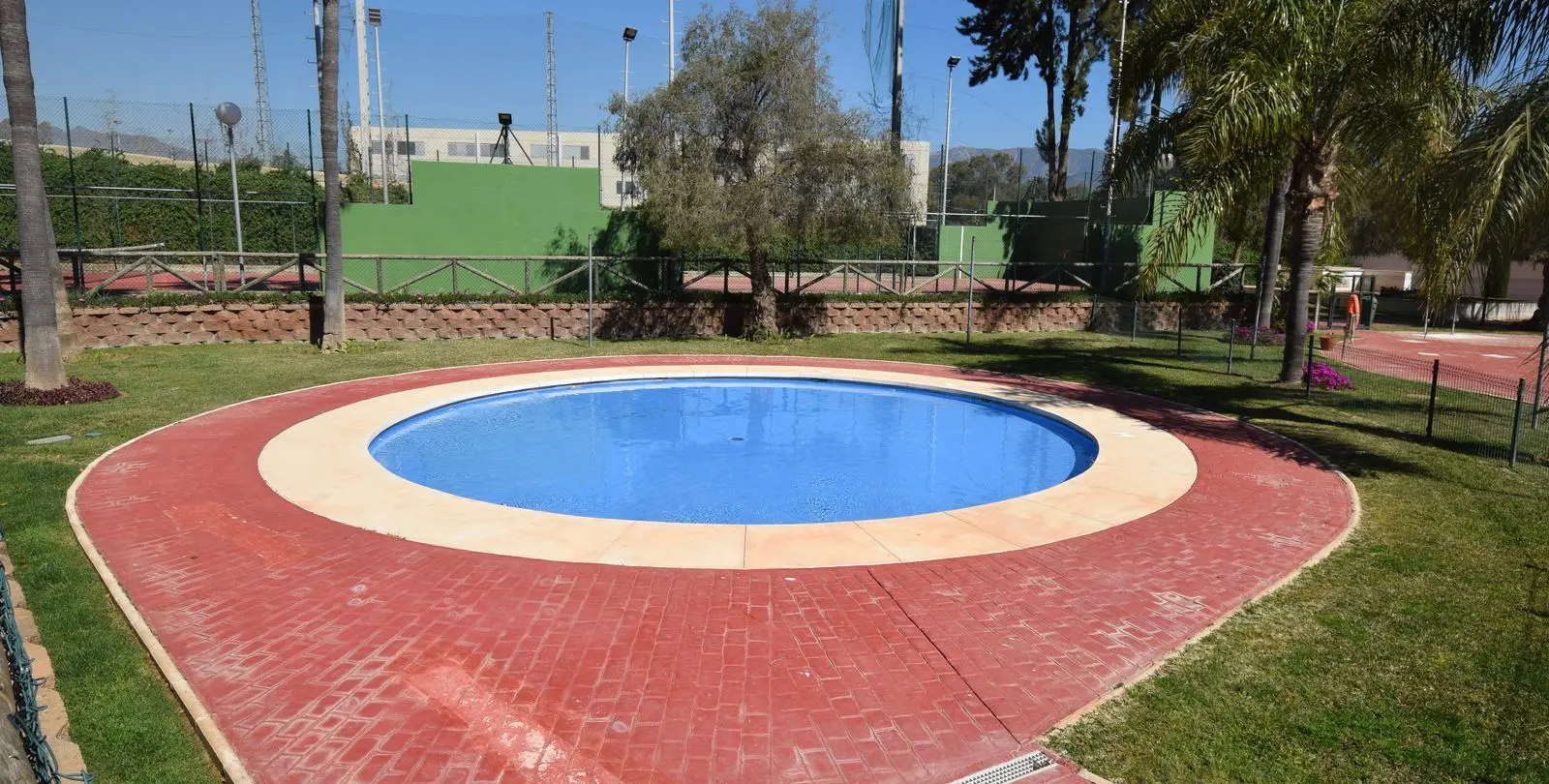 Продажа апартаментов на среднем этаже в La Cala de Mijas 24