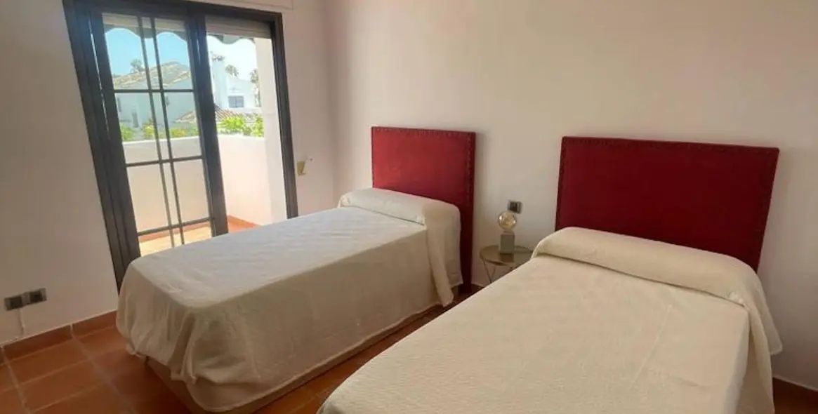 Venta de adosado en San Pedro de Alcántara 5