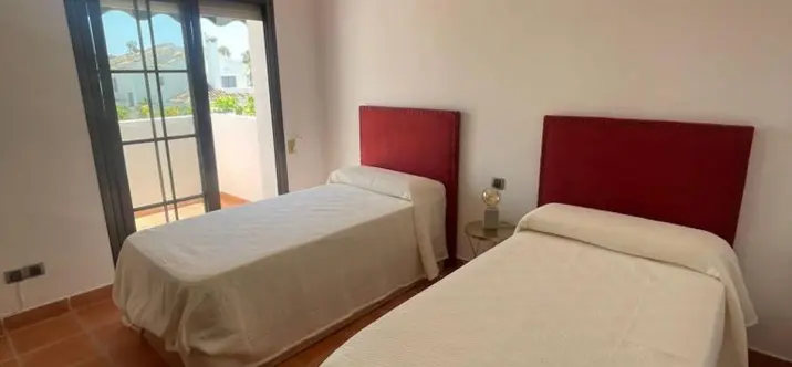Venta de adosado en San Pedro de Alcántara 4