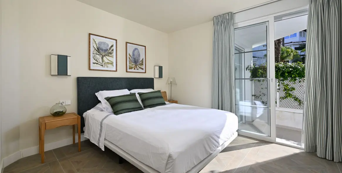 Venta de apartamento en planta baja en Elviria 5