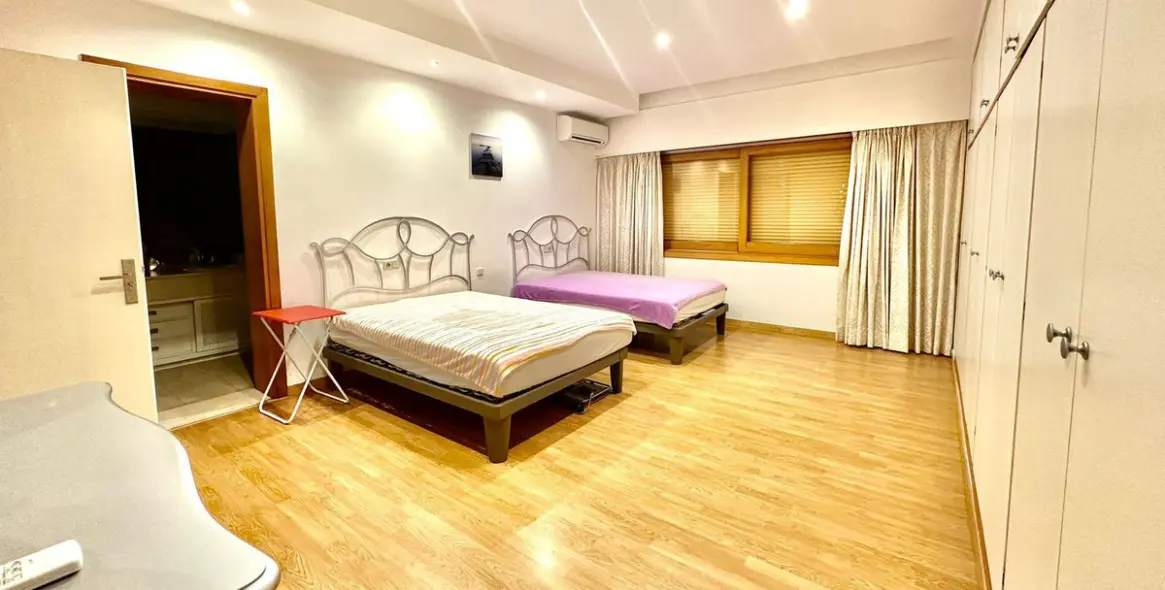 Продажа  отдельно стоящей виллы в Nueva Andalucía 26