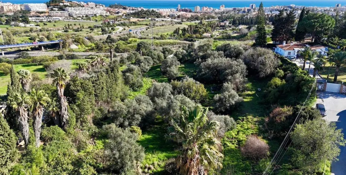 Venta de parcela residencial en Mijas 1