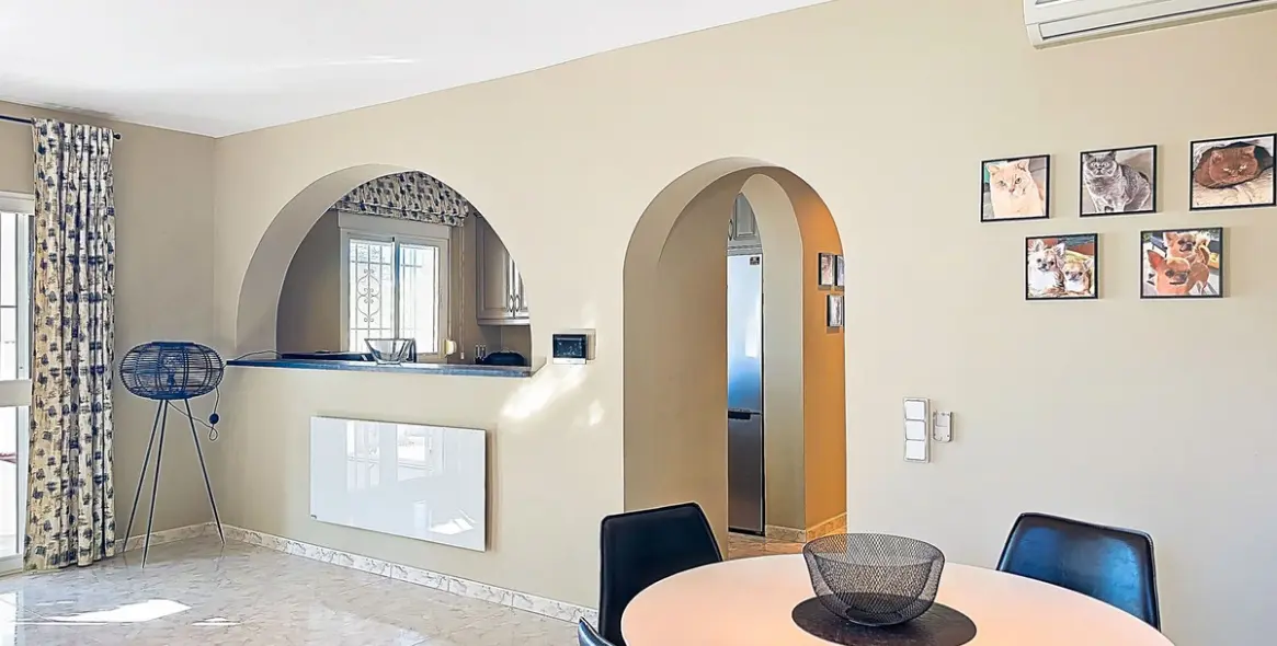 Venta de villa independiente en Arenas 12