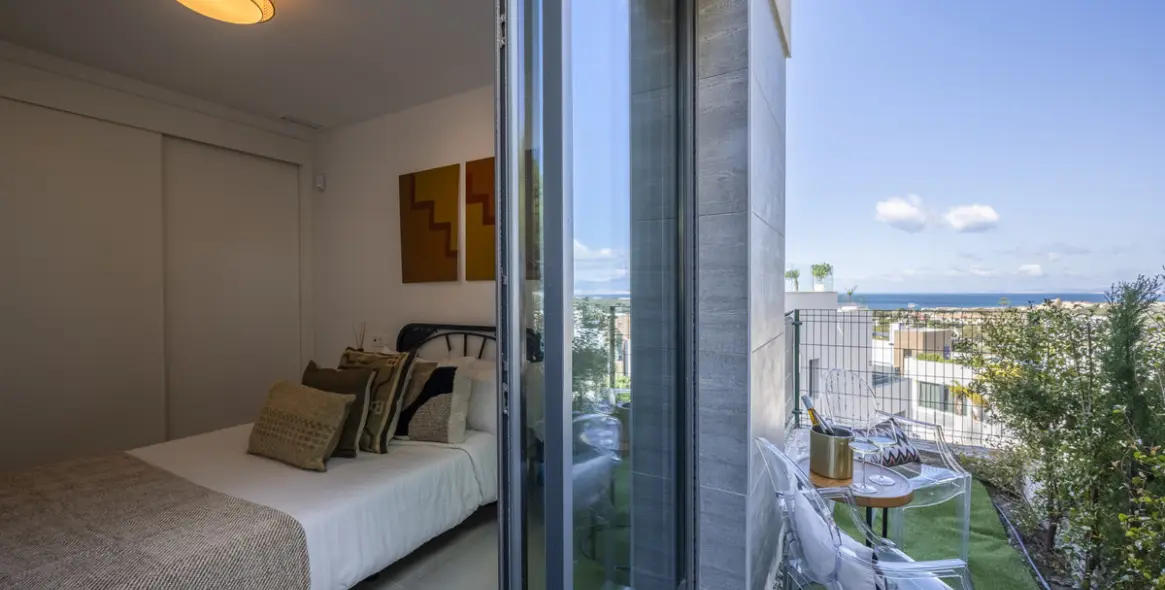 Продажа двухуровневых апартаментов в Artola 23