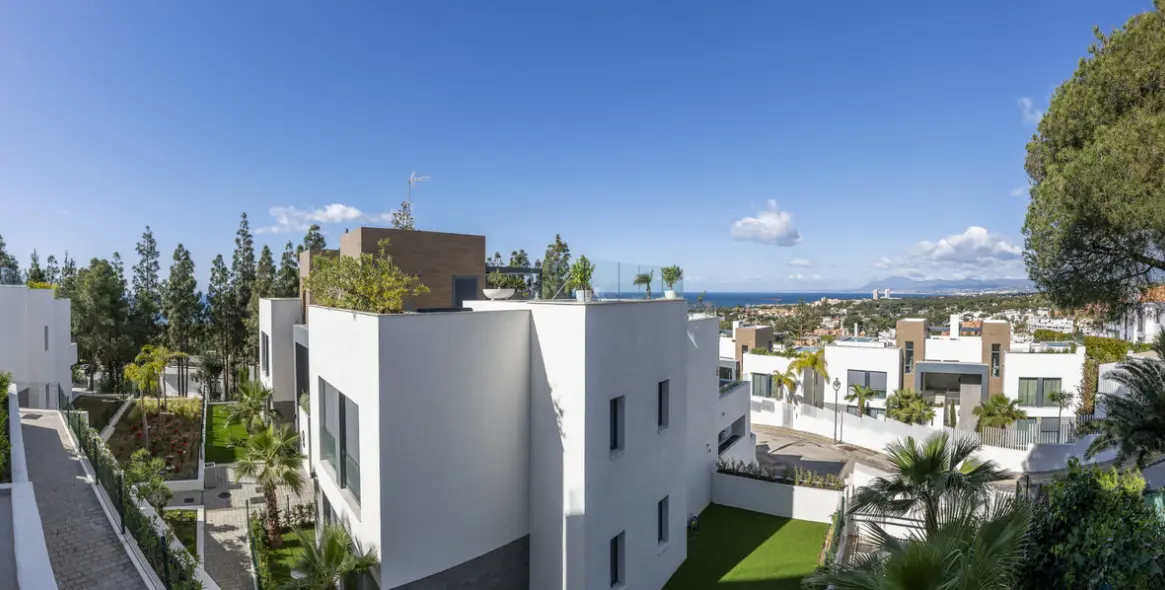 Продажа двухуровневых апартаментов в Artola 47