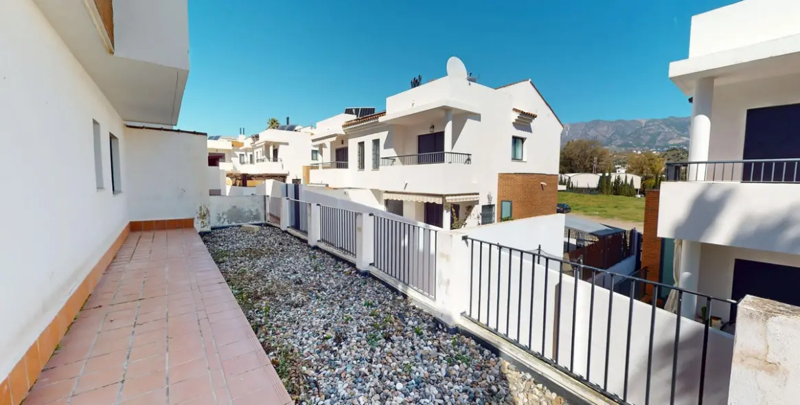 Sale of ground floor apartment in Mijas Golf 6