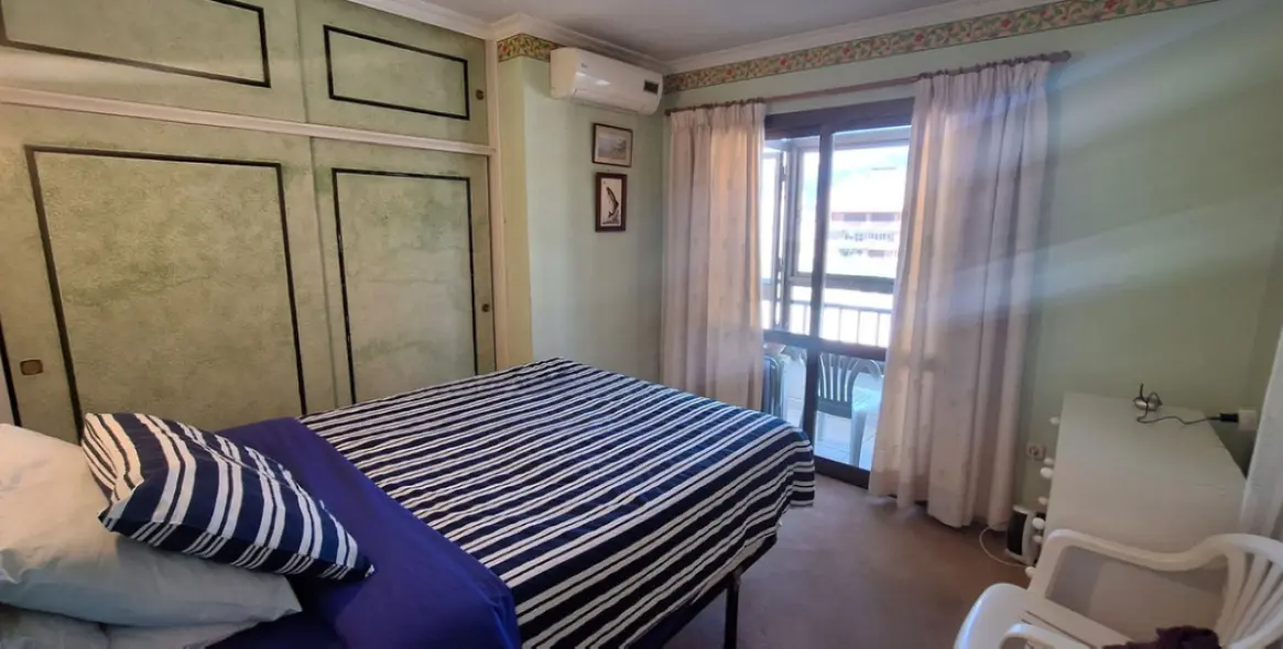 Sale of middle floor apartment in Fuengirola 9