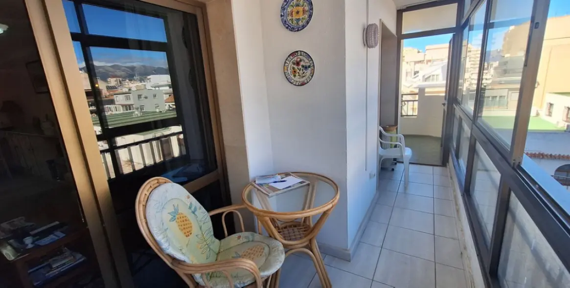 Sale of middle floor apartment in Fuengirola 16