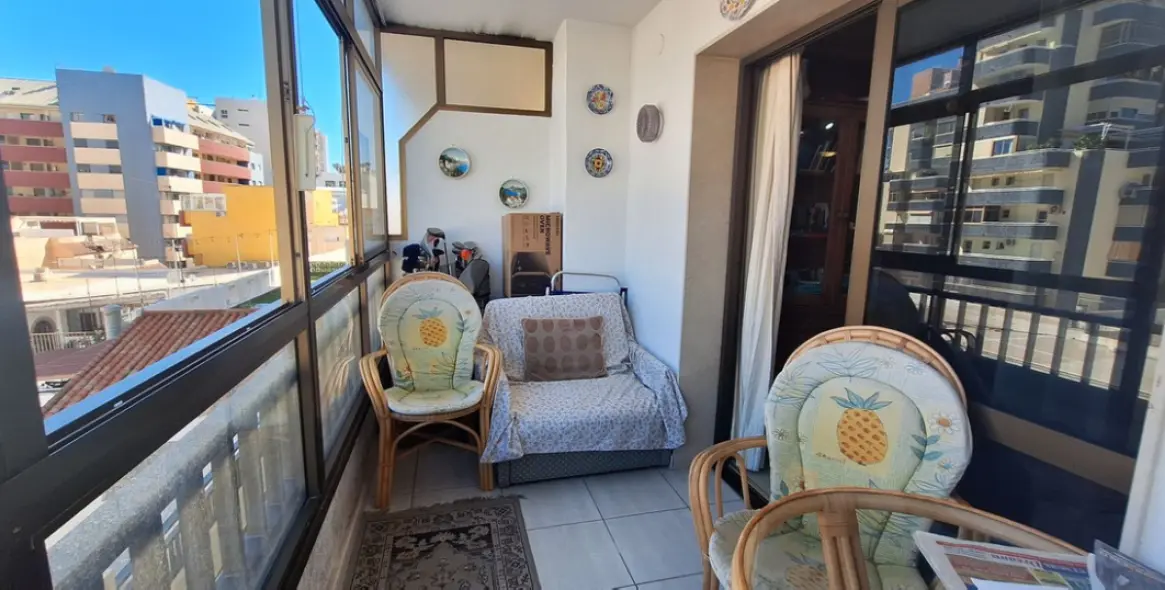 Sale of middle floor apartment in Fuengirola 17
