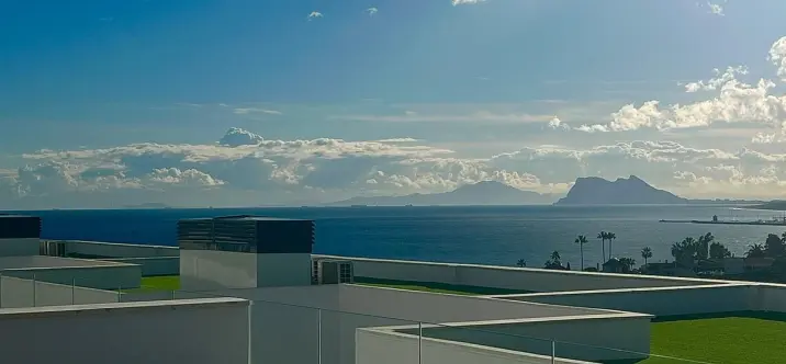 Продажа пентхауса в Manilva 0