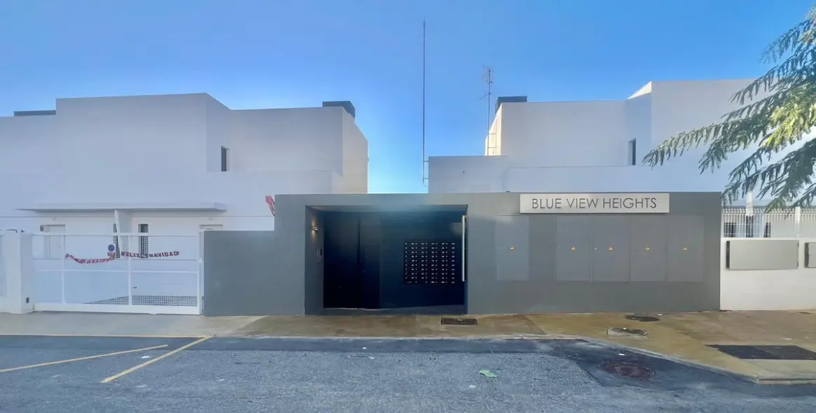 Sale of penthouse in Manilva 2