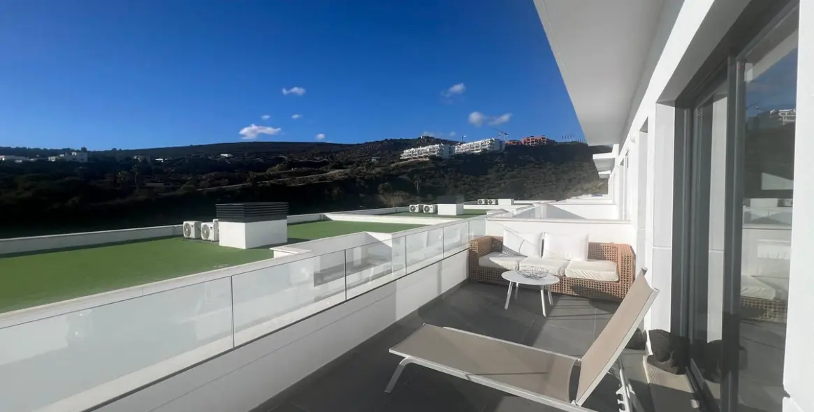 Sale of penthouse in Manilva 6