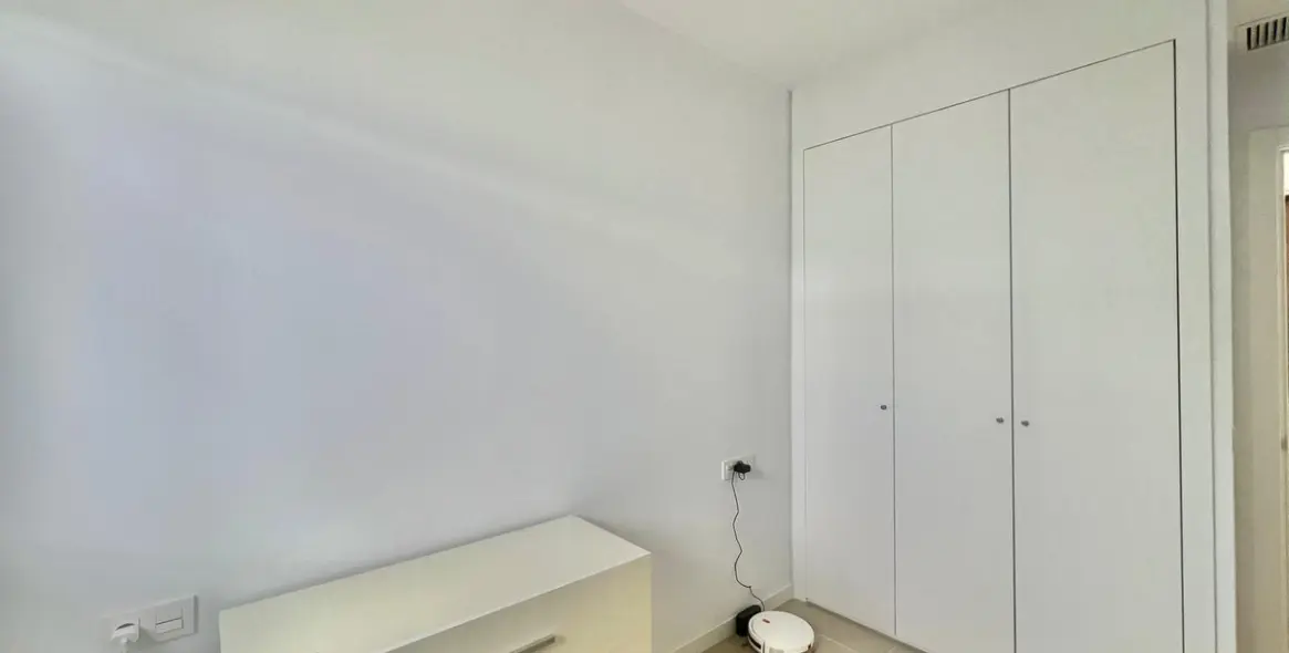 Sale of penthouse in Manilva 20