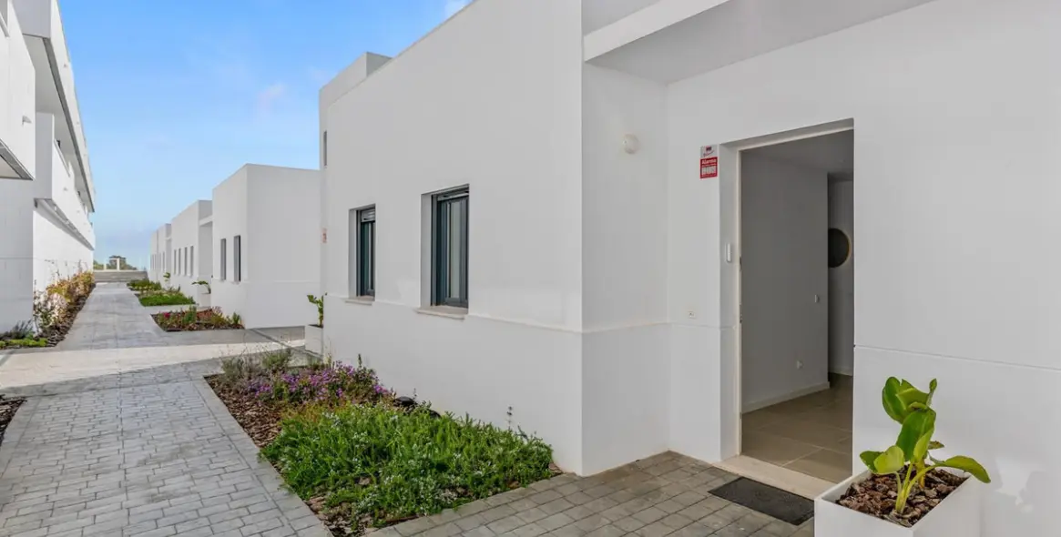 Sale of penthouse in Manilva 24