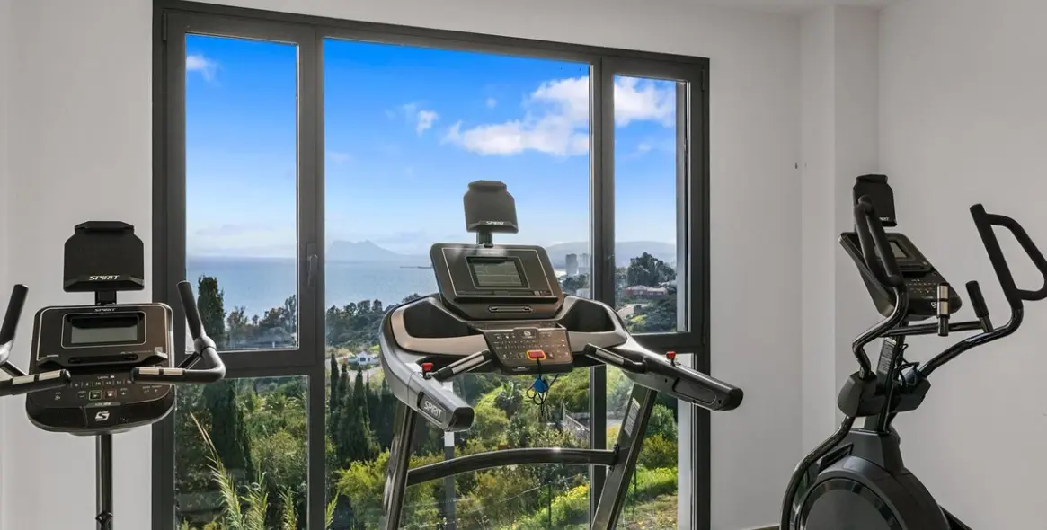 Sale of penthouse in Manilva 30