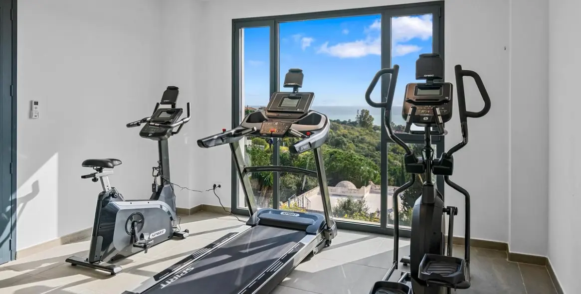 Sale of penthouse in Manilva 31