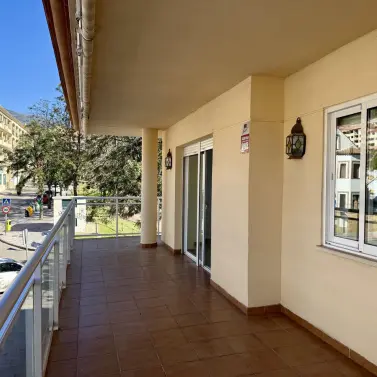 Продажа апартаментов на среднем этаже в Los Pacos