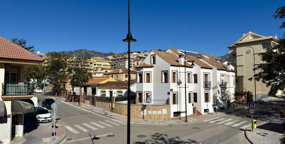 Продажа апартаментов на среднем этаже в Los Pacos 3