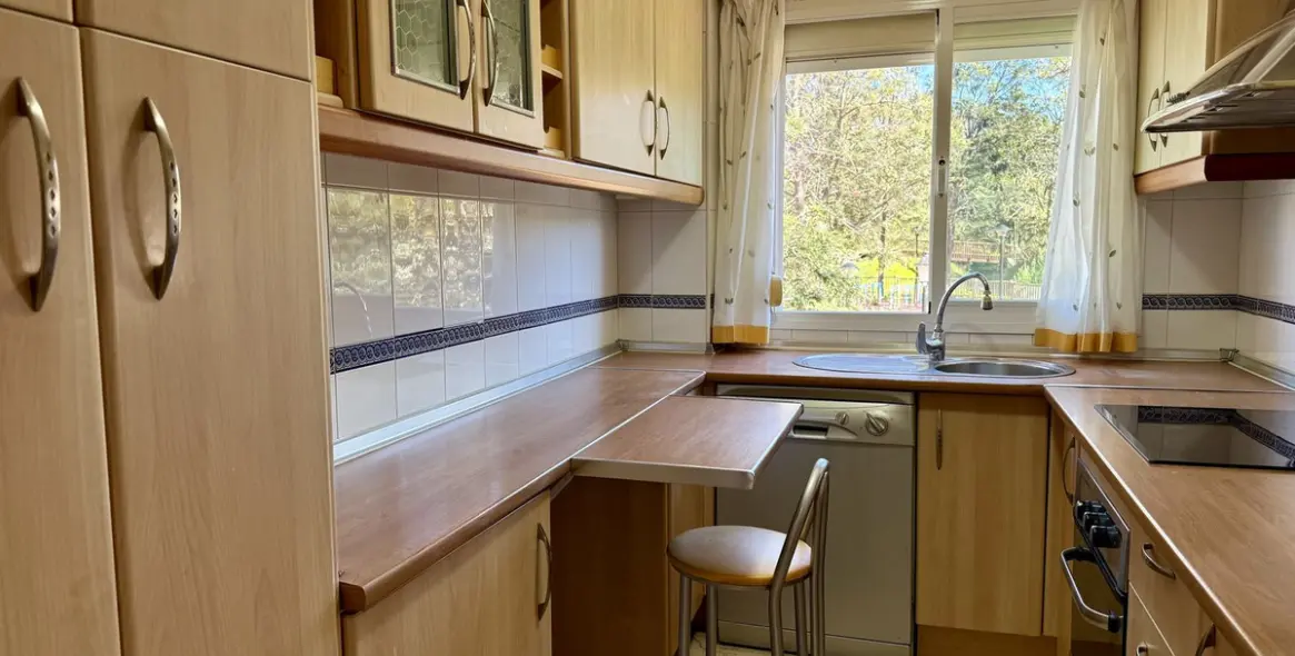 Продажа апартаментов на среднем этаже в Los Pacos 6