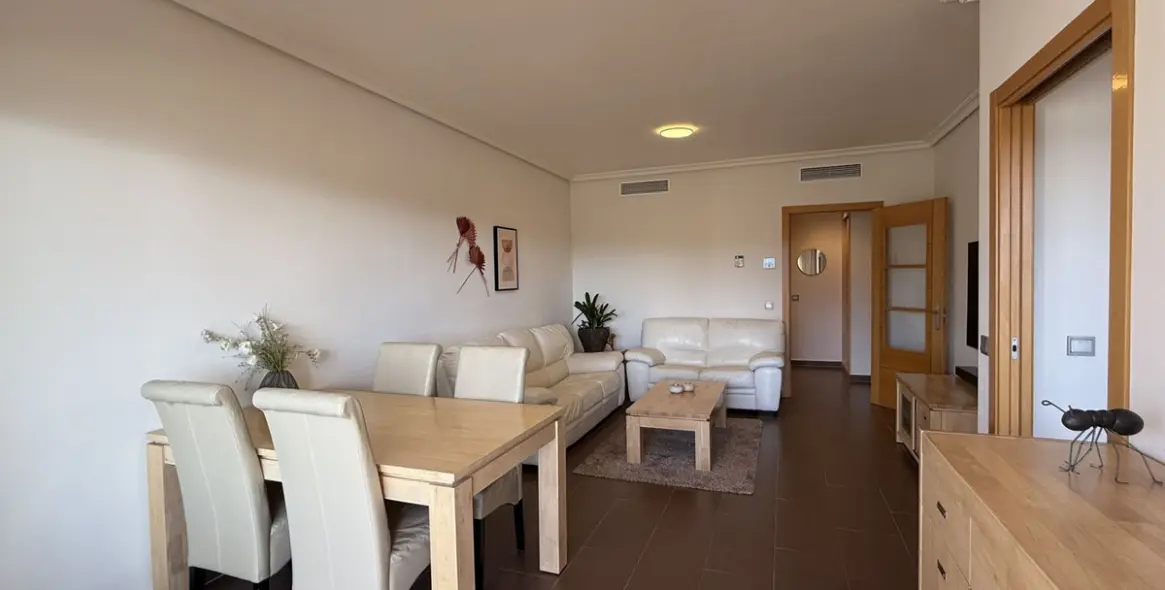 Продажа апартаментов на среднем этаже в Selwo 5