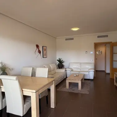 Sale of middle floor apartment in Selwo