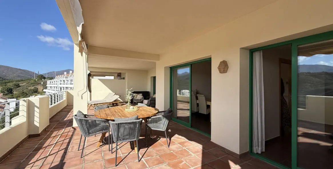 Продажа апартаментов на среднем этаже в Selwo 17