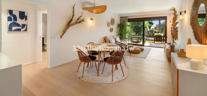 Продажа апартаментов на первом этаже в Estepona 2