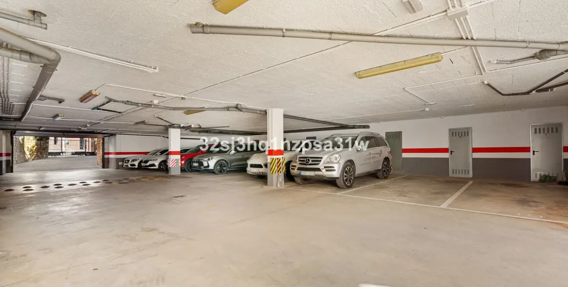 Sale of ground floor apartment in Estepona 23