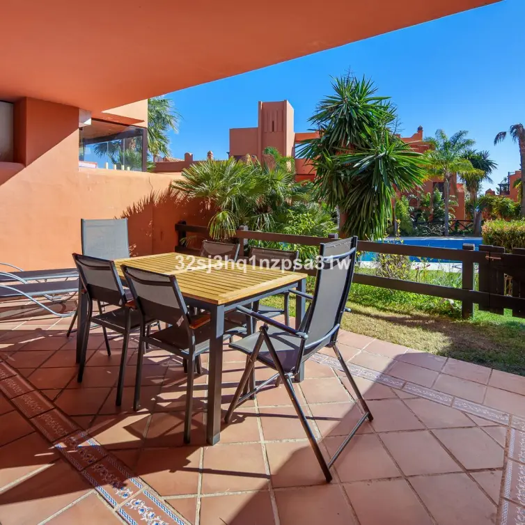 Sale of ground floor apartment in Estepona