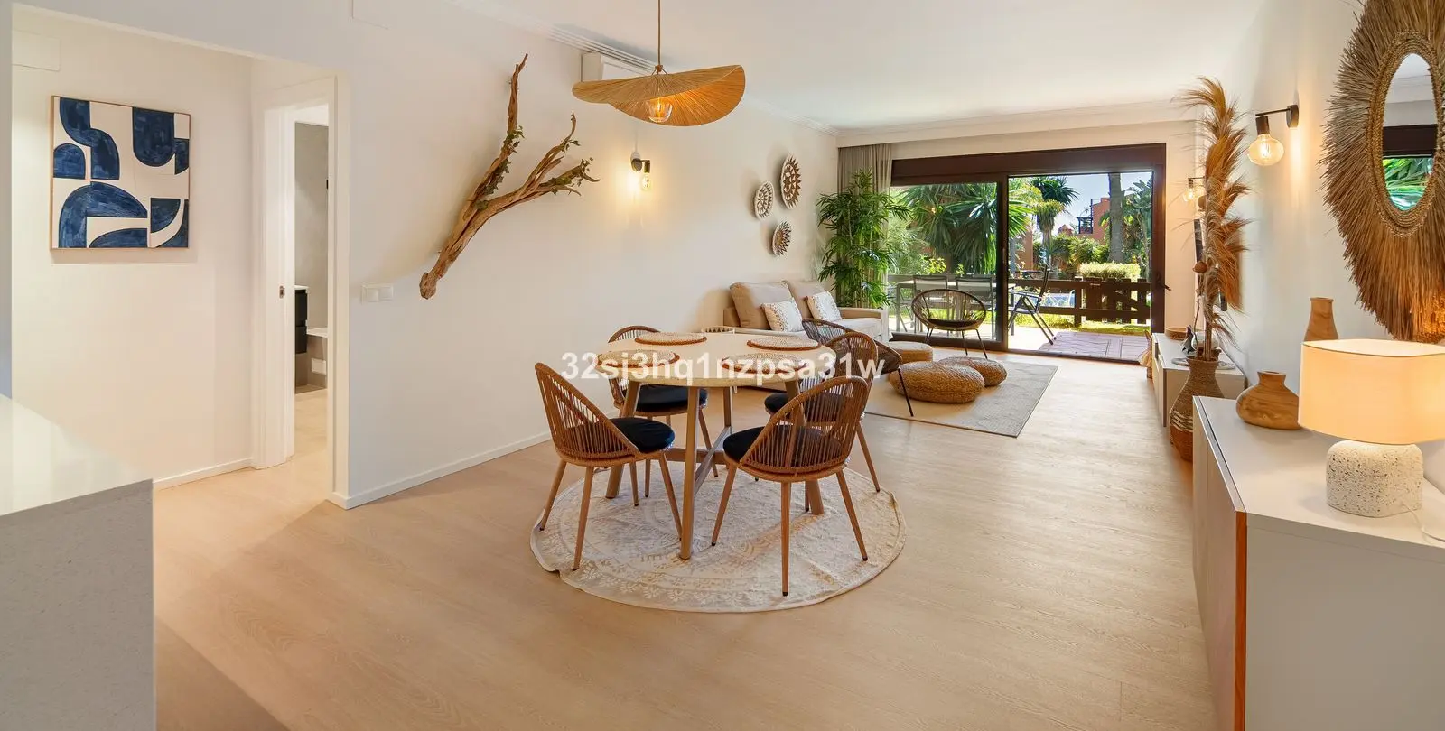 Sale of ground floor apartment in Estepona 4