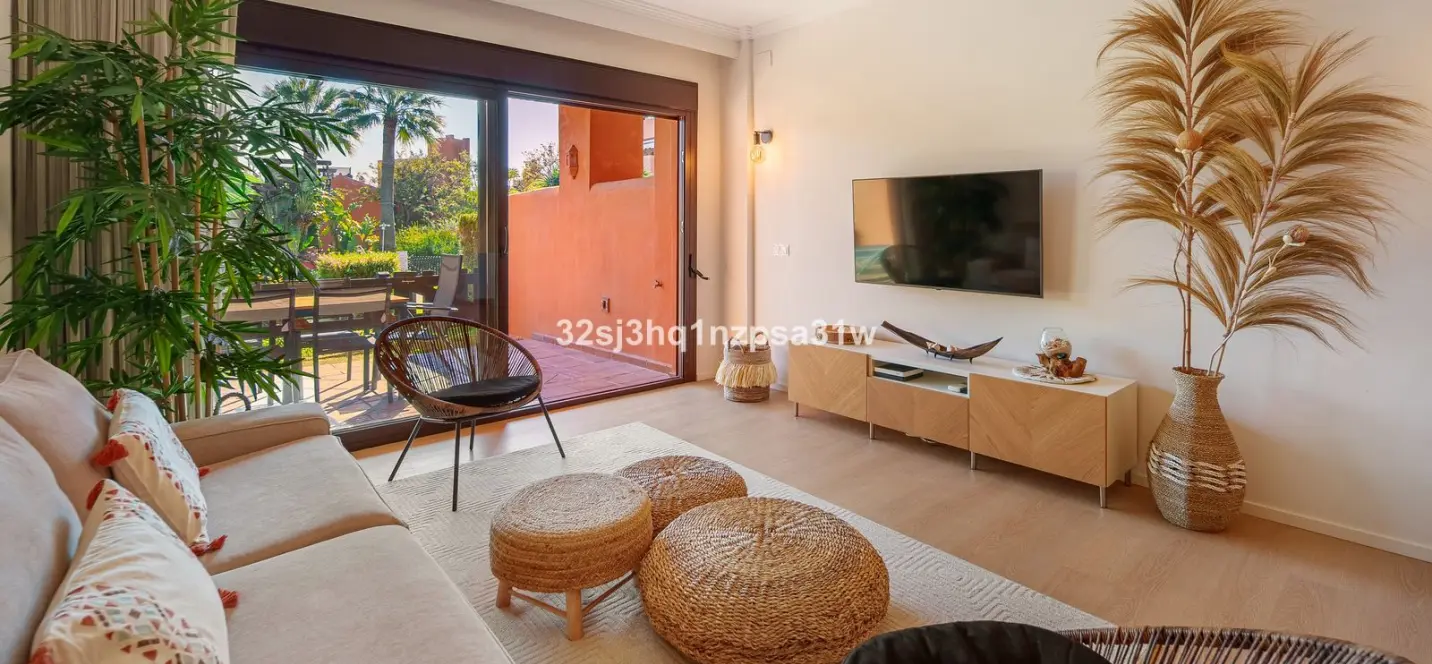 Sale of ground floor apartment in Estepona 4