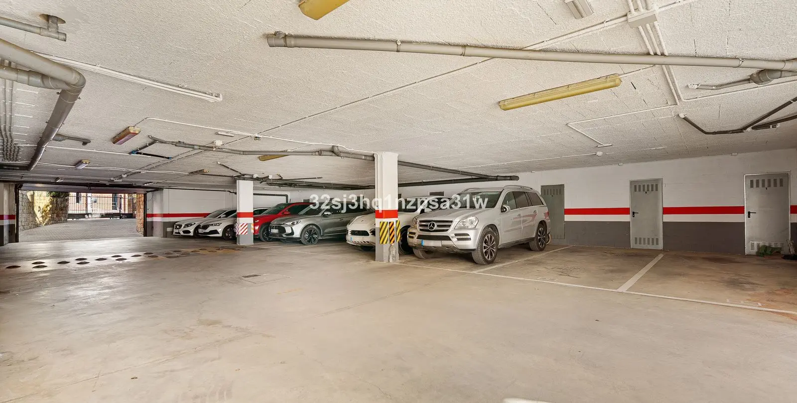 Sale of ground floor apartment in Estepona 23