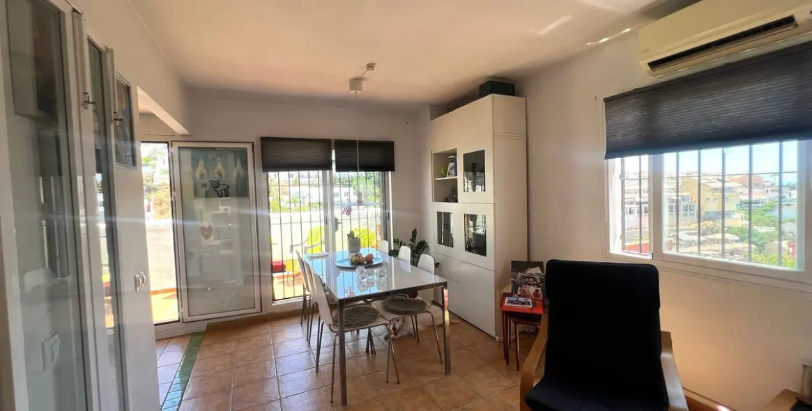 Sale of semi-detached house in Fuengirola 14