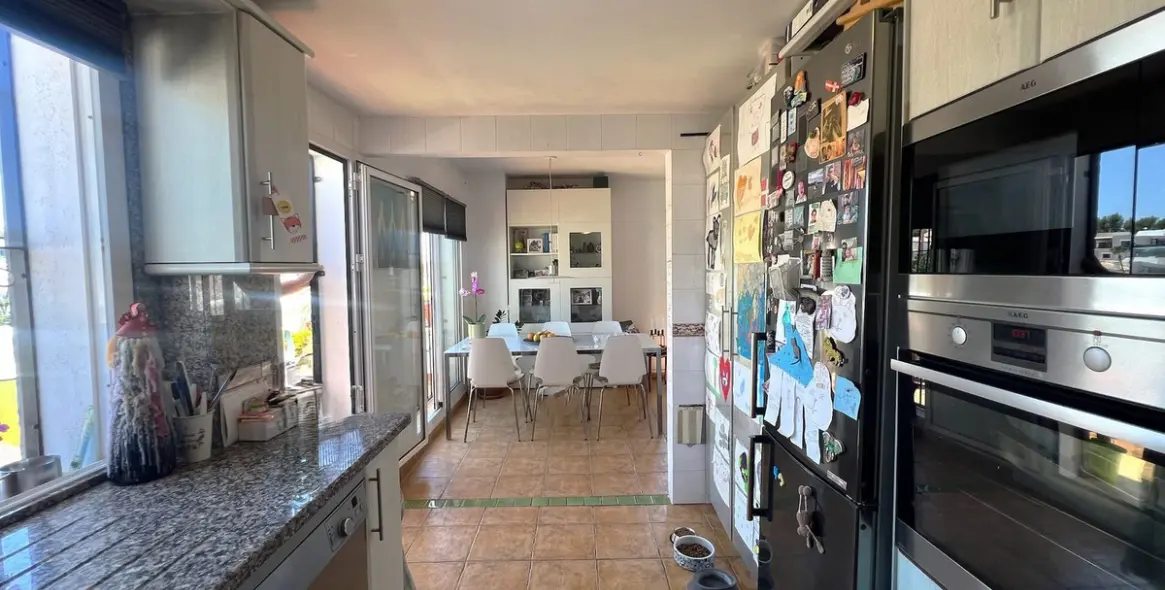 Sale of semi-detached house in Fuengirola 18