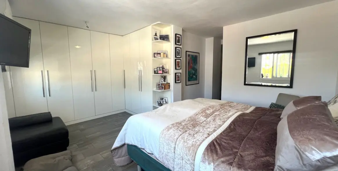 Sale of semi-detached house in Fuengirola 30