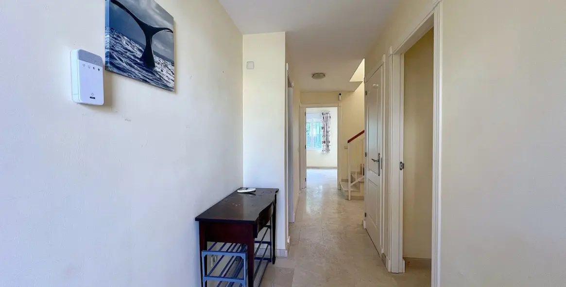 Продажа дома на две семьи в Riviera del Sol 3