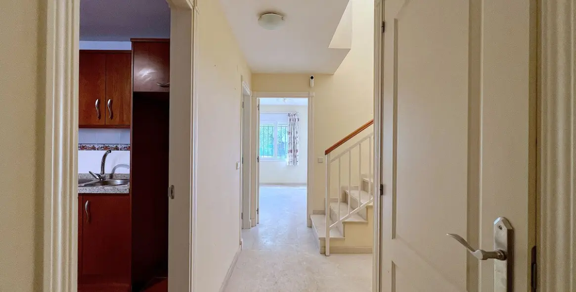 Продажа дома на две семьи в Riviera del Sol 10