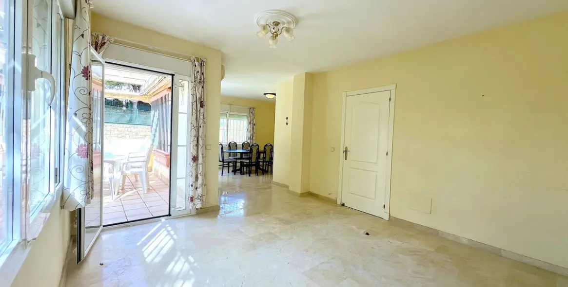 Продажа дома на две семьи в Riviera del Sol 27