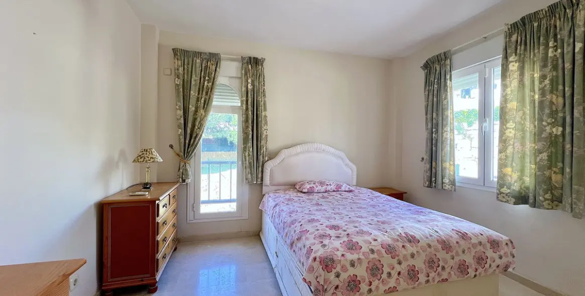 Продажа дома на две семьи в Riviera del Sol 35