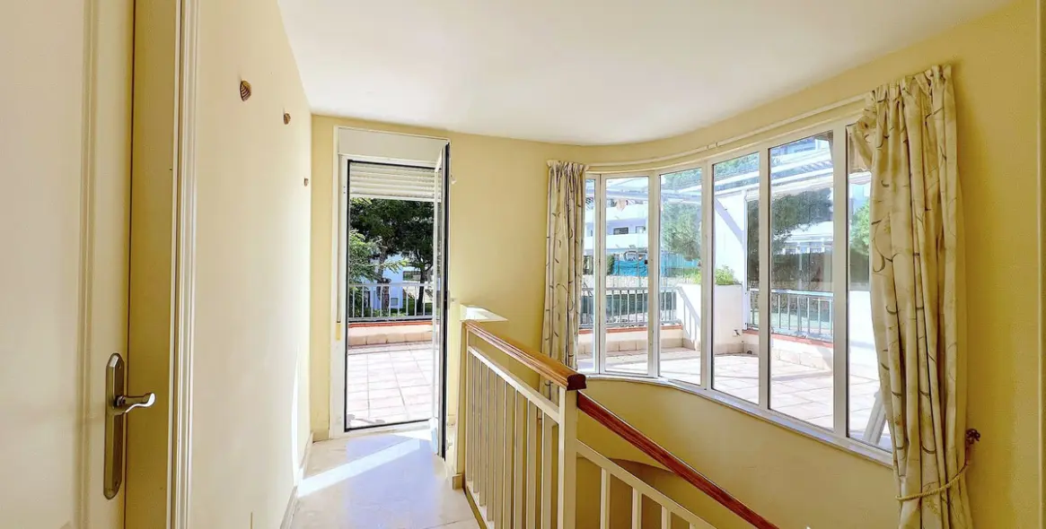 Продажа дома на две семьи в Riviera del Sol 37
