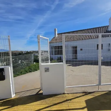 Sale of townhouse in Doña Julia