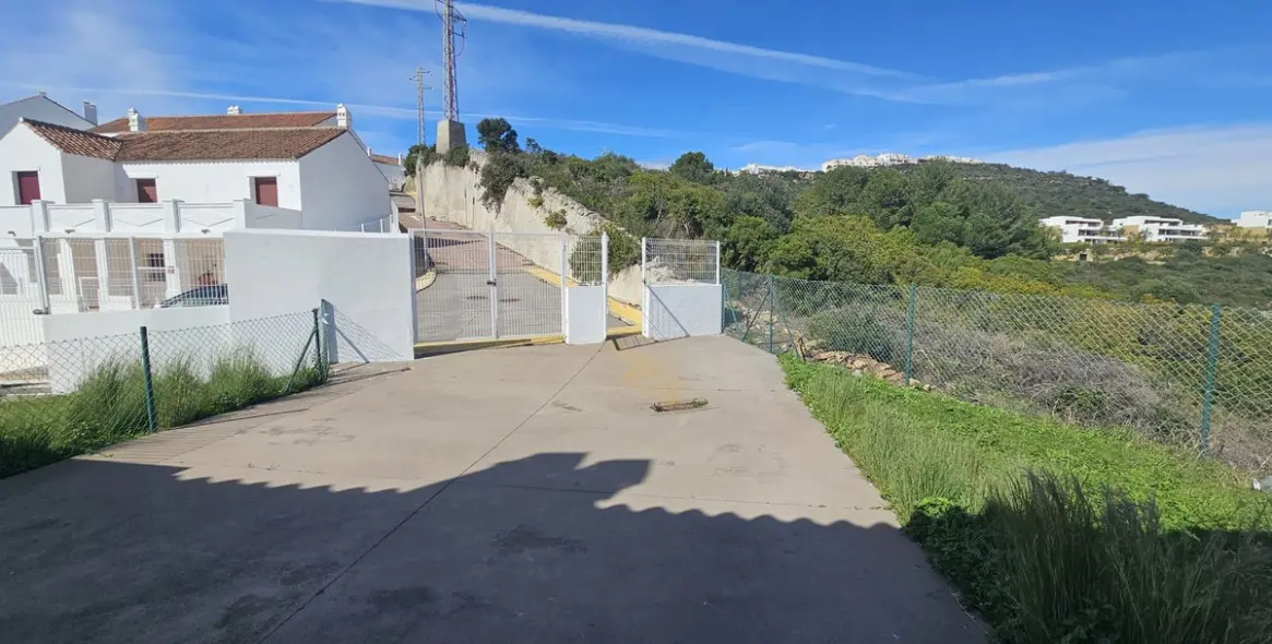 Продажа таунхауса в Doña Julia 3